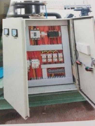 Détail de la boîte électrique